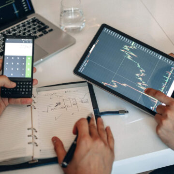 When a Recession Strikes What Should I Do With Investments